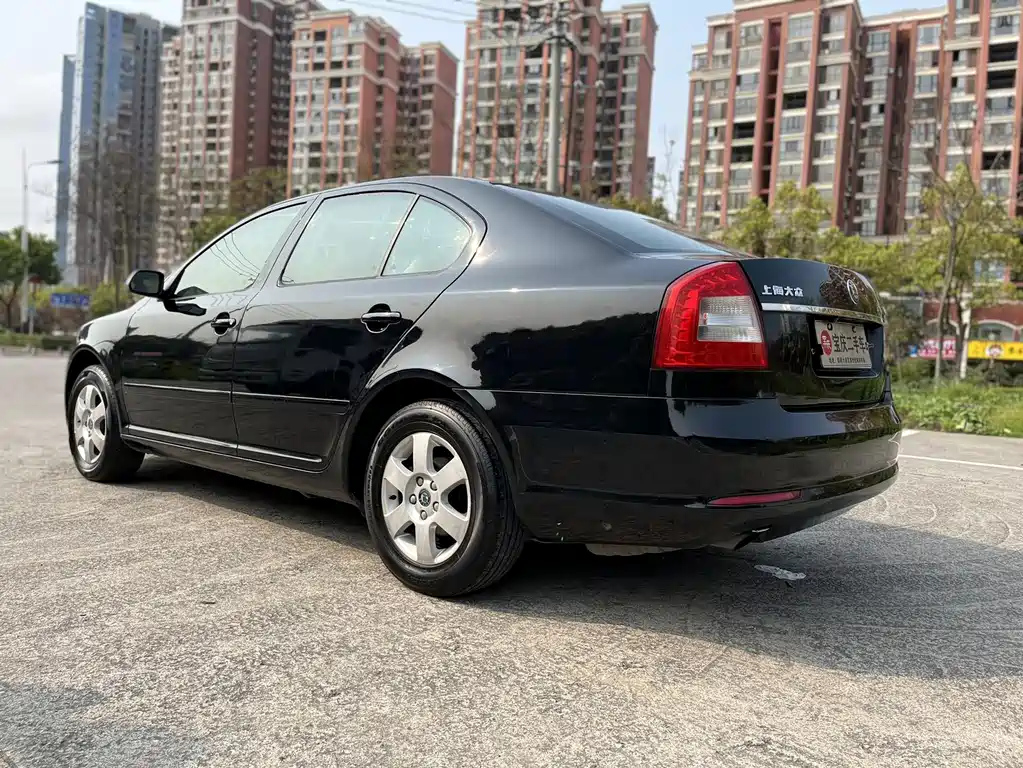 SKODA OCTAVIA 2012