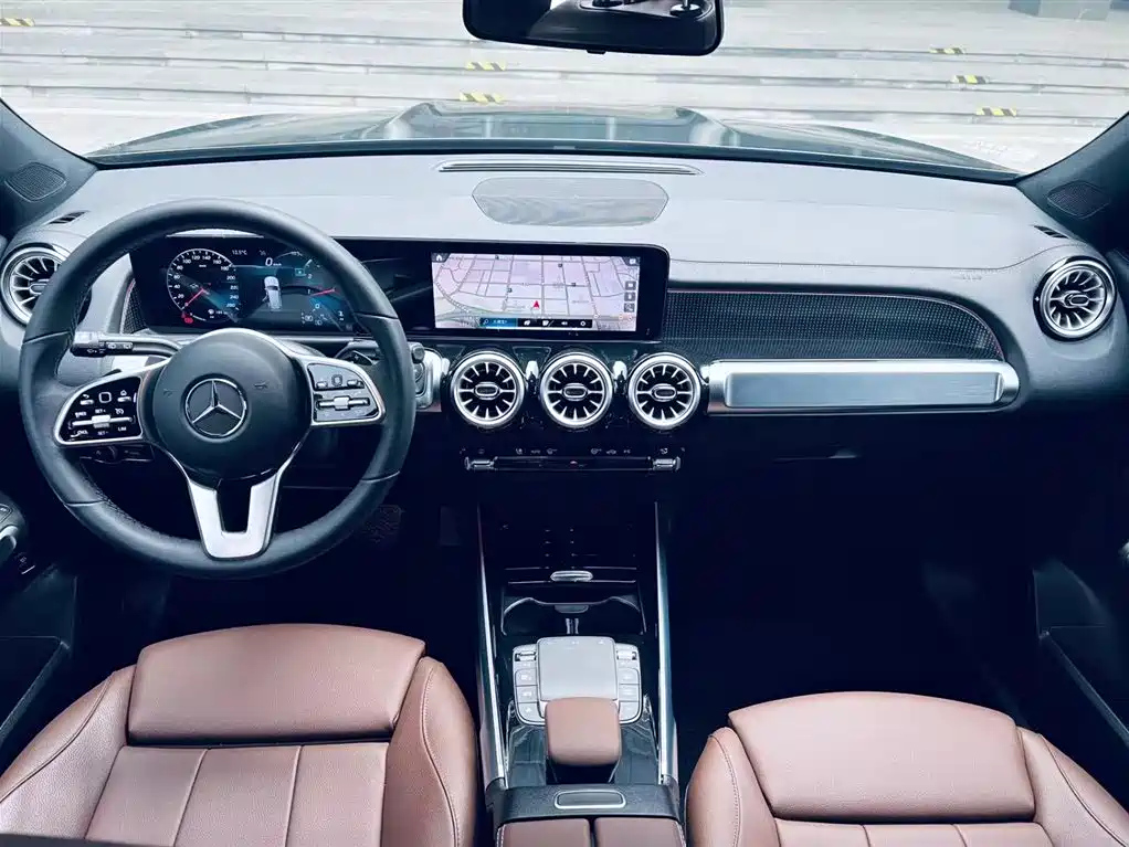MERCEDES BENZ GLB 2022