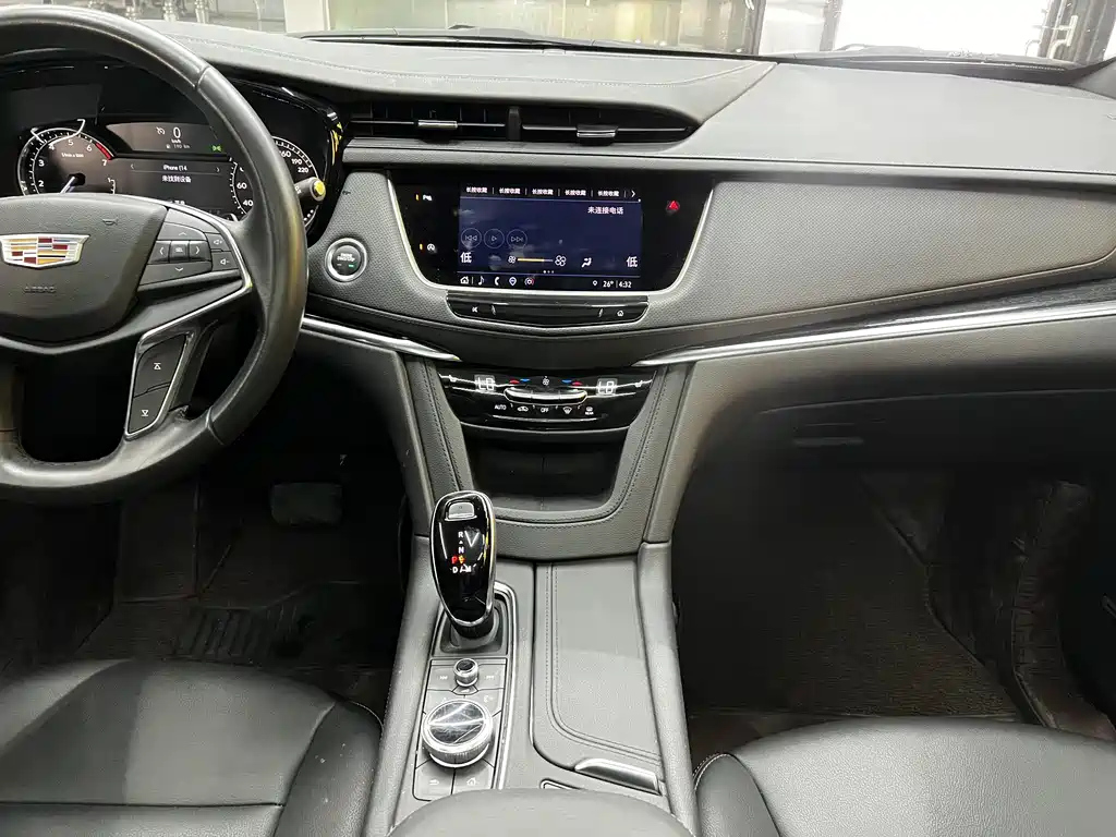 CADILLAC XT5 2022