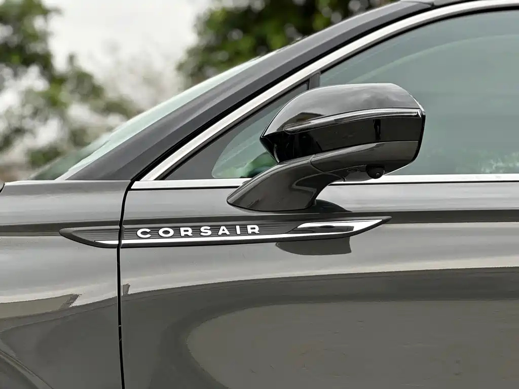 LINCOLN ADVENTURER 2023