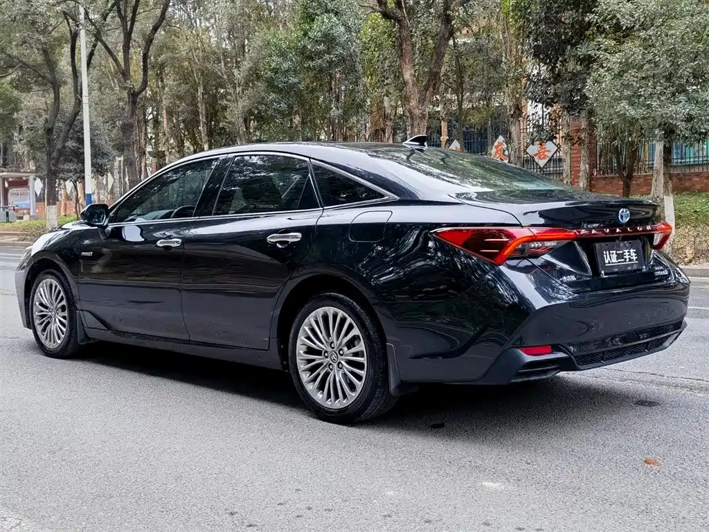 TOYOTA AVALON 2021