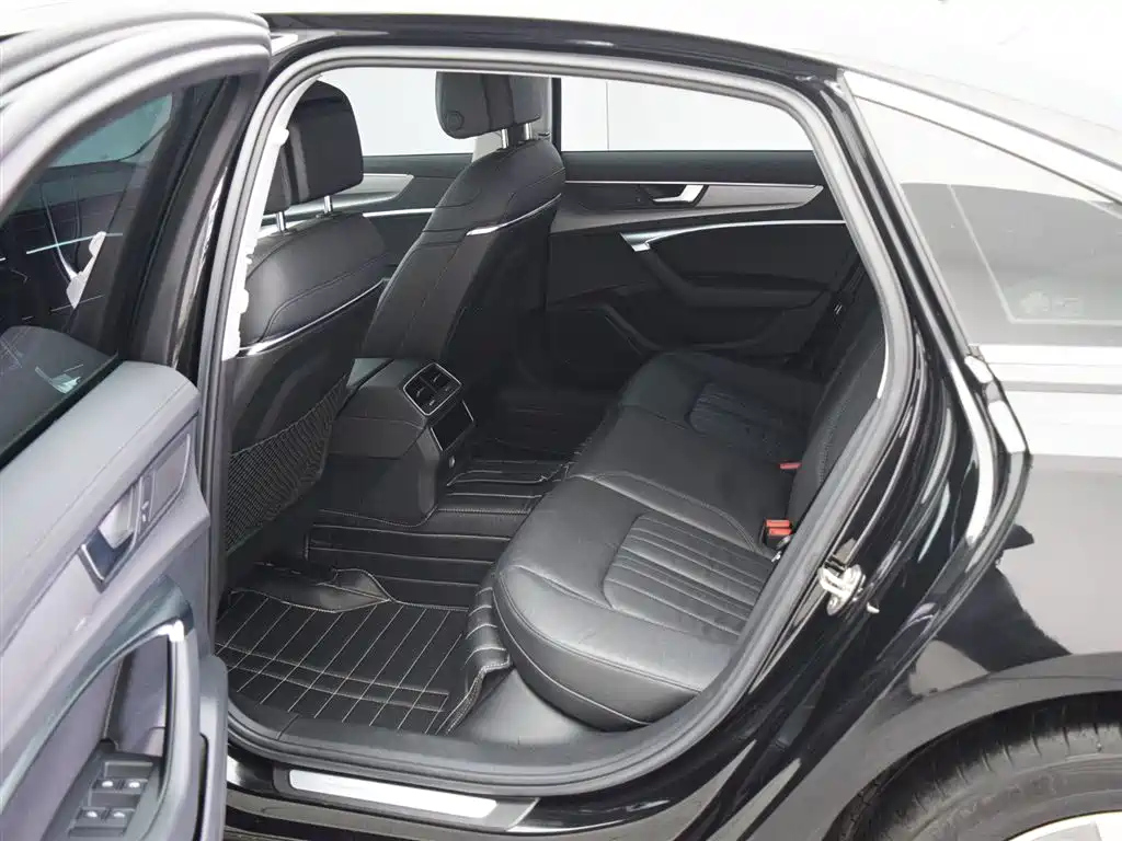 AUDI A6L 2023