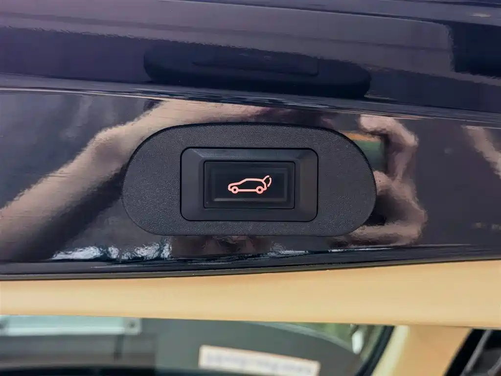 TOYOTA HIGHLANDER 2020