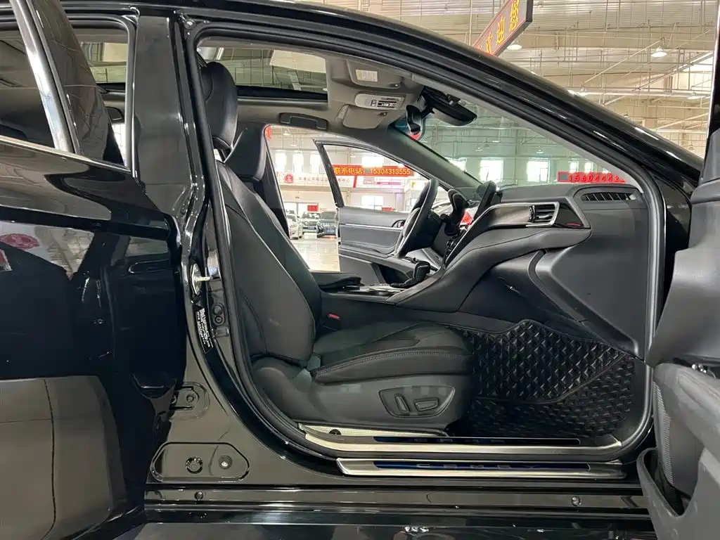 TOYOTA CAMRY 2022