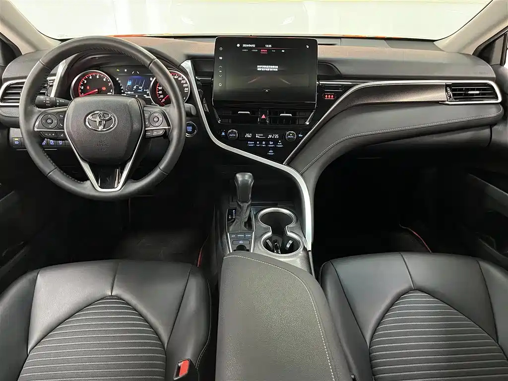 TOYOTA CAMRY 2022