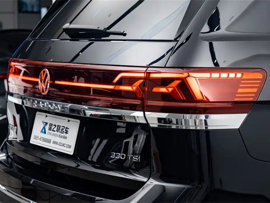 VOLKSWAGEN TOURAN 2023