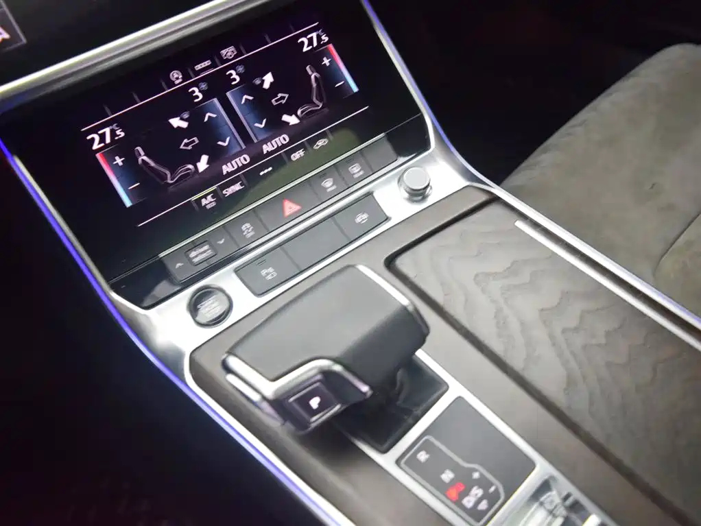 AUDI A6L 2022