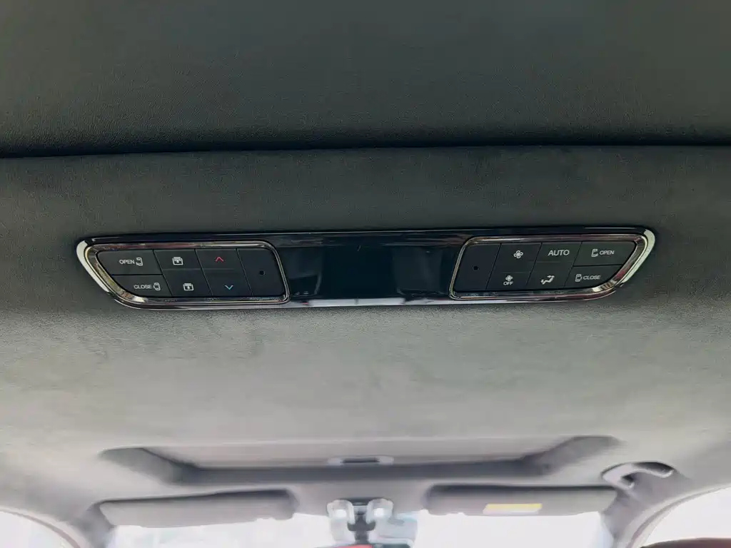 TRUMPCHI M8 2023
