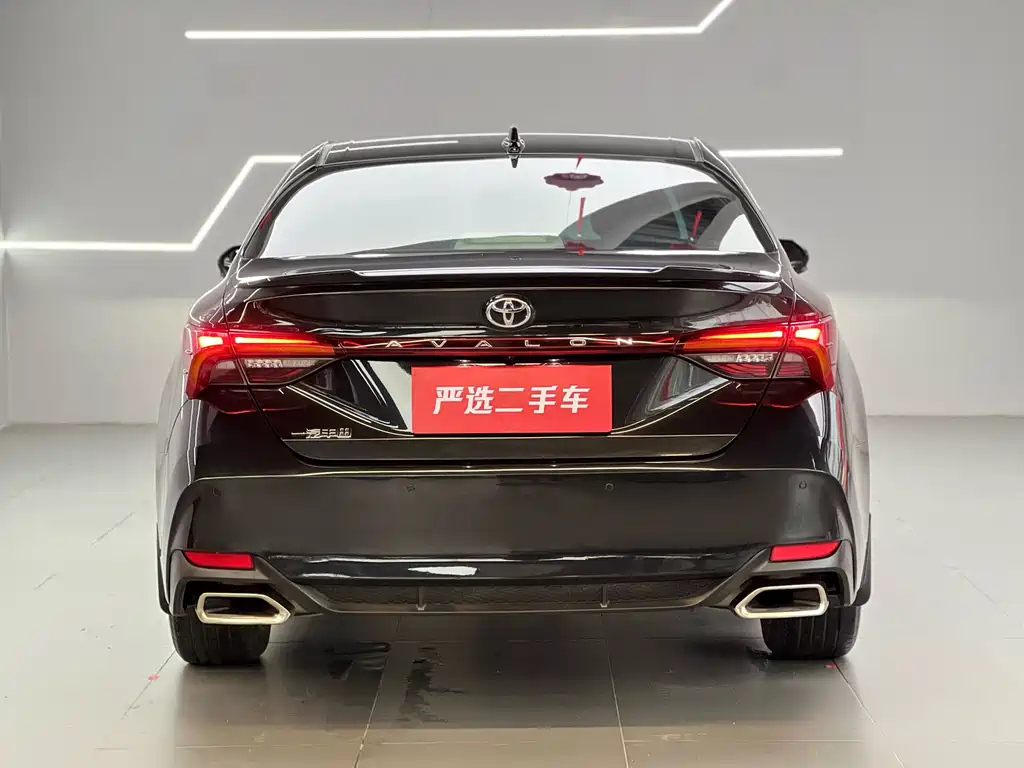 TOYOTA AVALON 2022