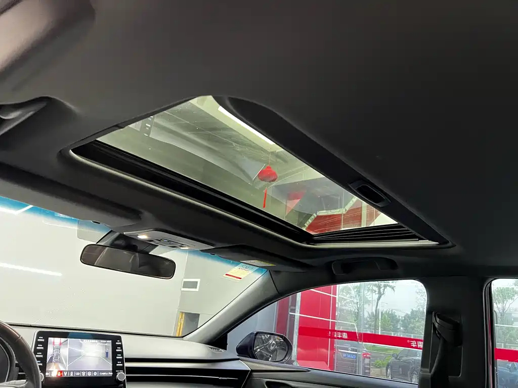 TOYOTA AVALON 2022