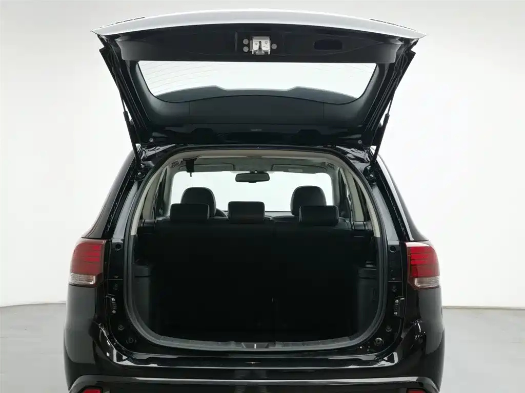 MITSUBISHI OUTLANDER 2022