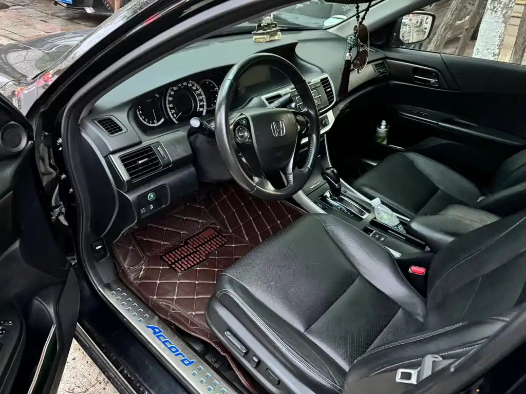 HONDA ACCORD 2015