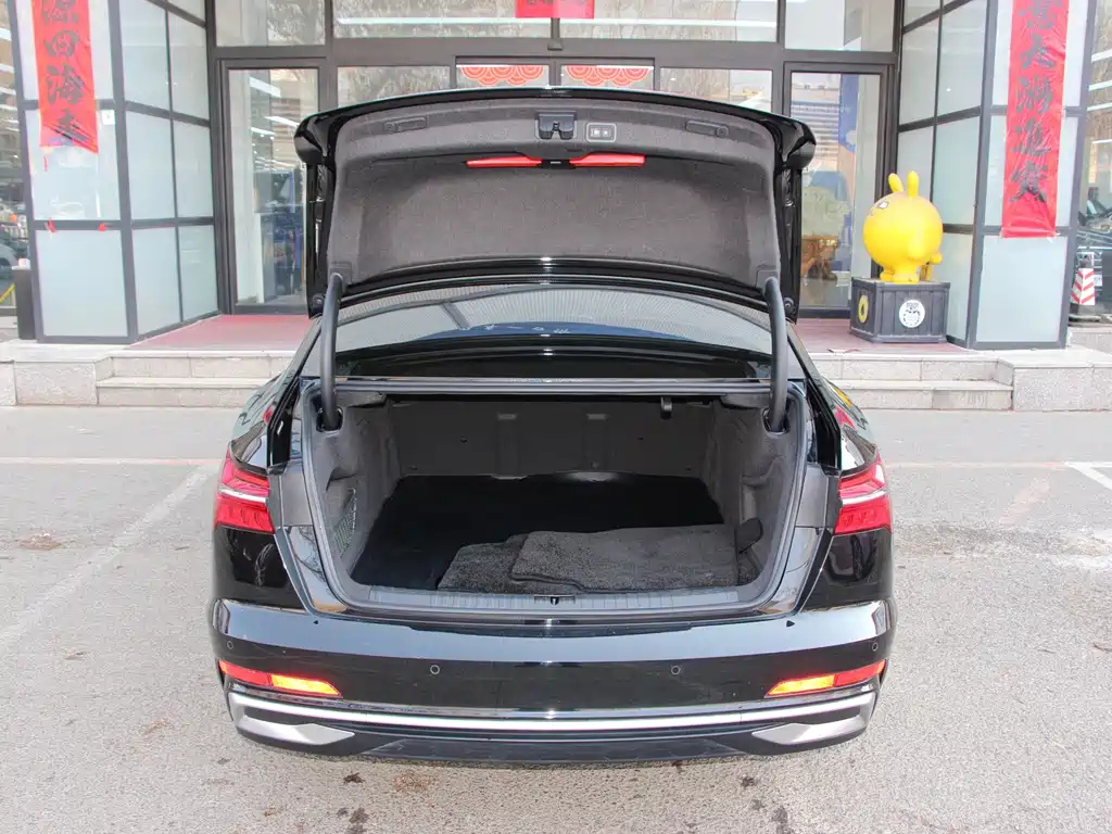AUDI A6L 2023