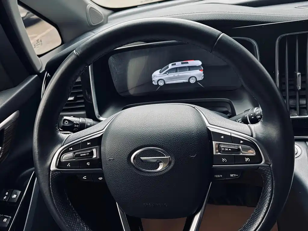 TRUMPCHI M8 2022