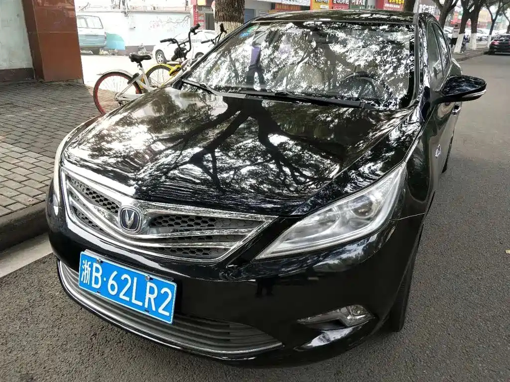 CHANGAN EADO 2014