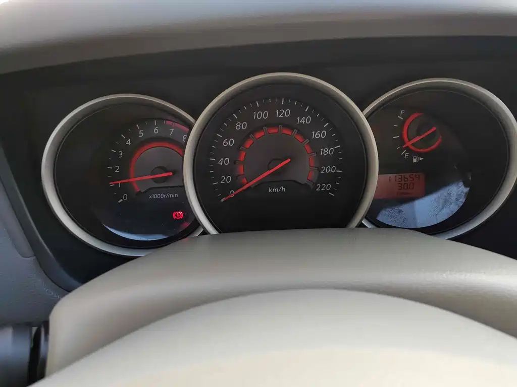 NISSAN SYLPHY 2015