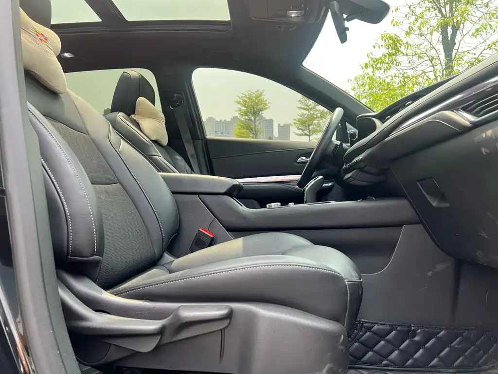 CADILLAC XT4 2022