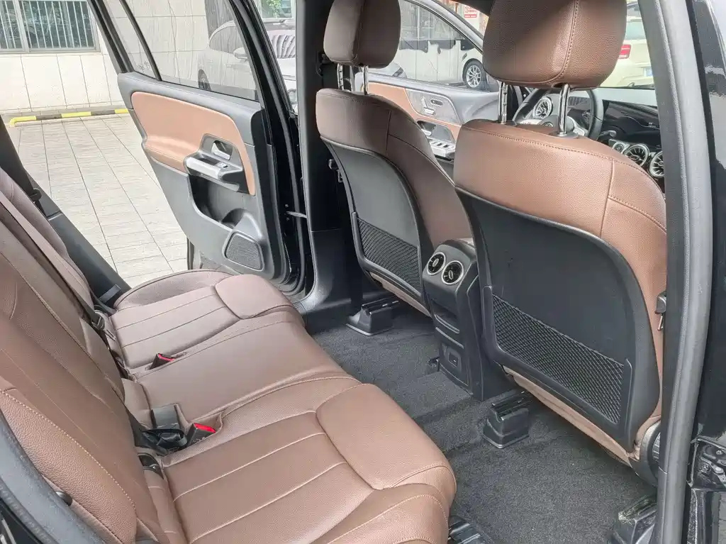 MERCEDES BENZ GLB 2022