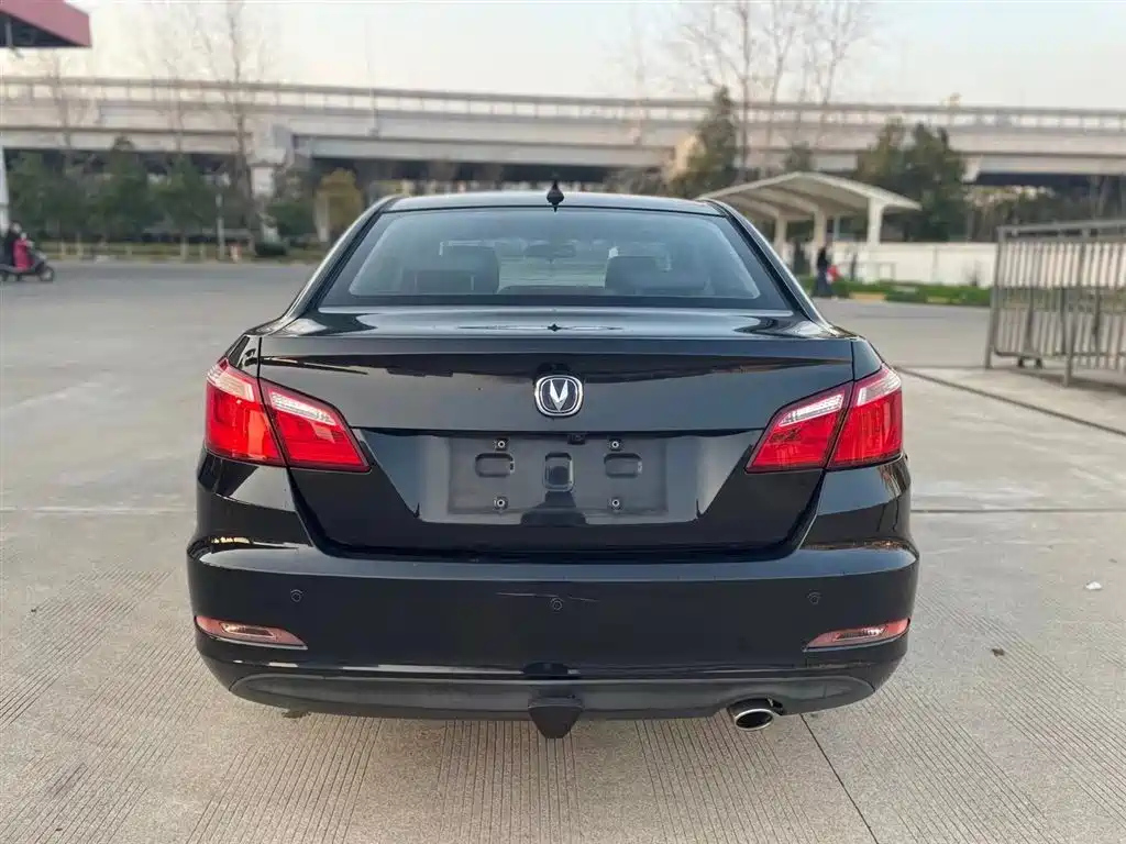CHANGAN EADO 2018