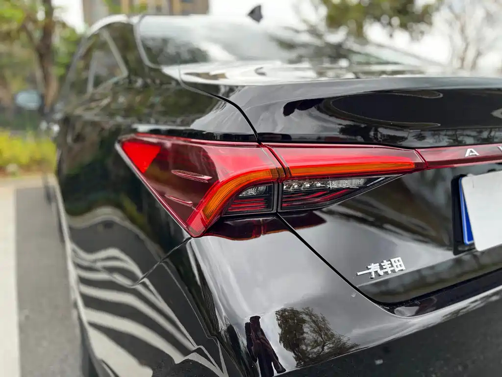 TOYOTA AVALON 2019