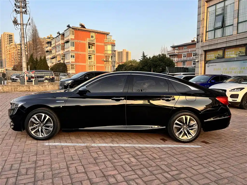 HONDA ACCORD 2019