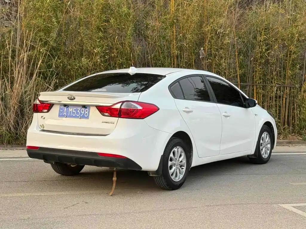 KIA K3 2016