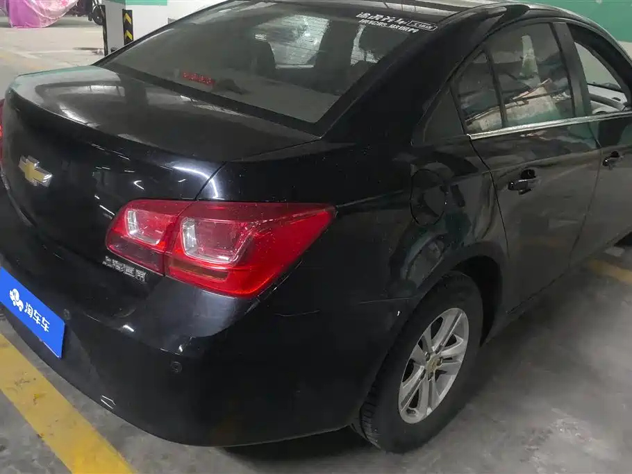 CHEVROLET CRUZE 2015