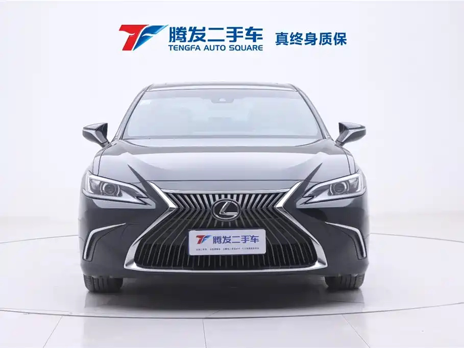 LEXUS ES 2021