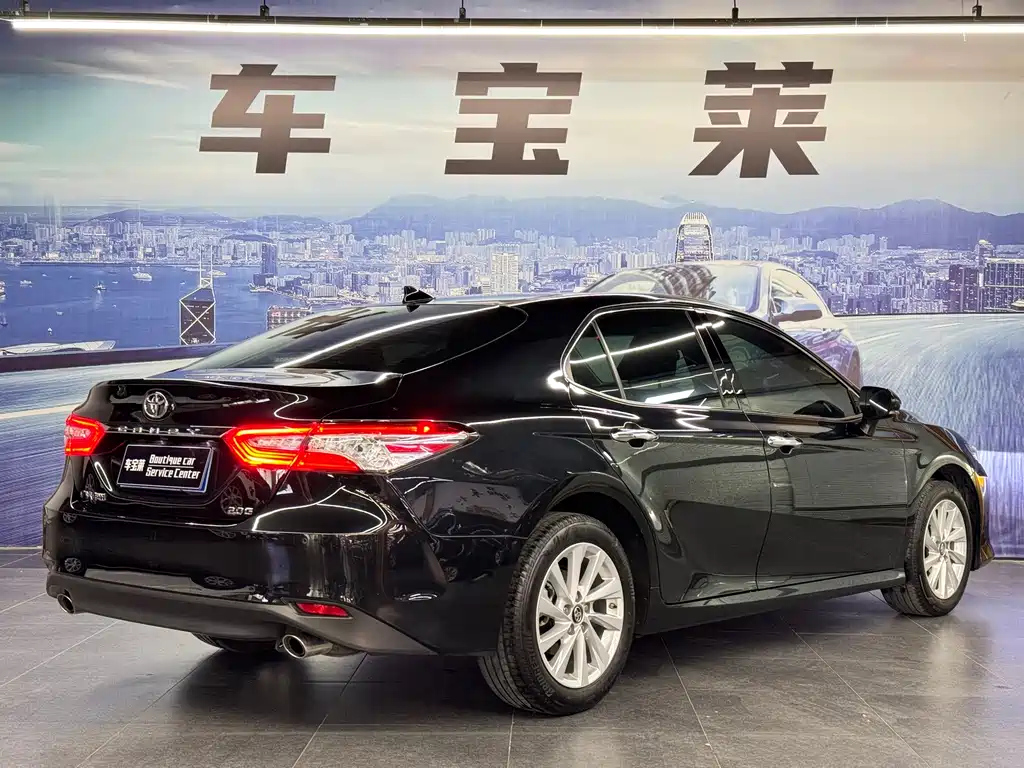 TOYOTA CAMRY 2022