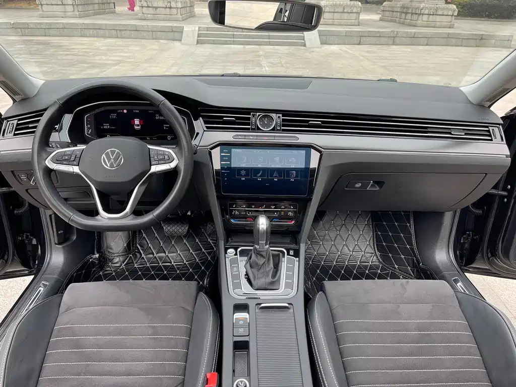 VOLKSWAGEN MAGOTAN 2021