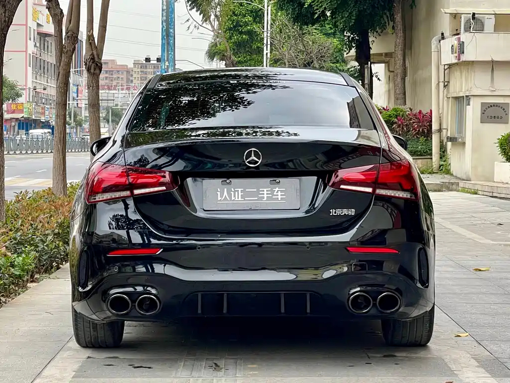 MERCEDES BENZ A-CLASS 2021