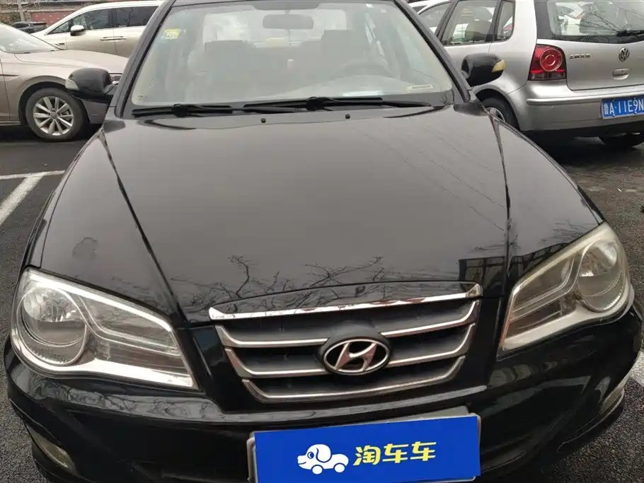 HYUNDAI ELANTRA 2011