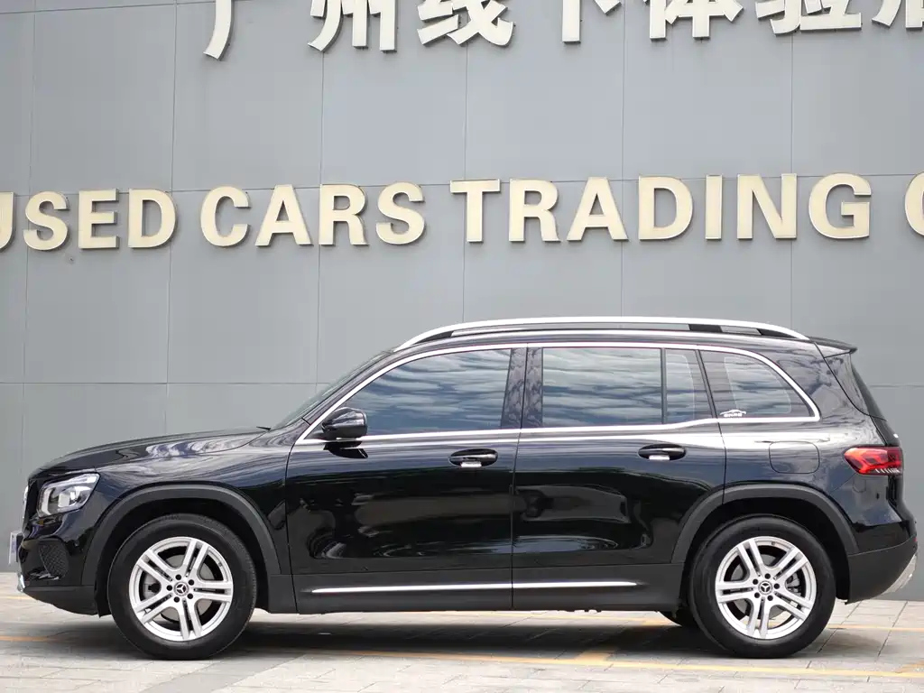 MERCEDES BENZ GLB 2022