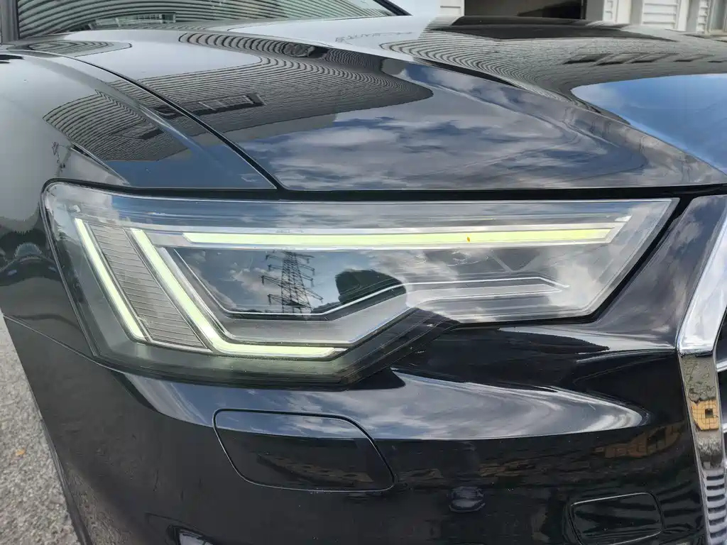 AUDI A6L 2021