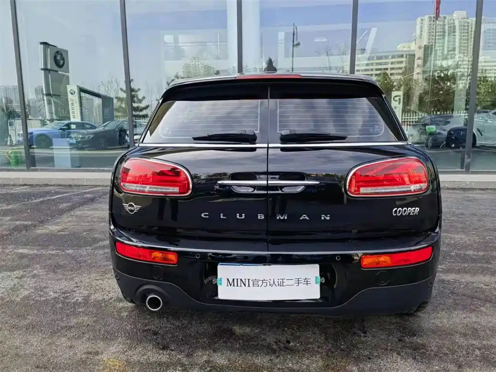 MINI CLUBMAN 2022