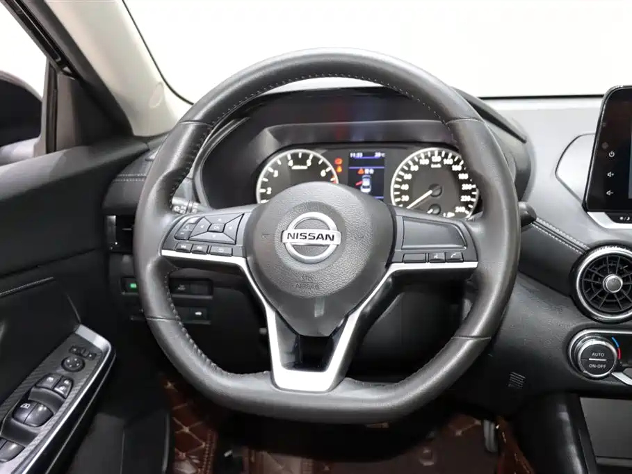 NISSAN SYLPHY 2021