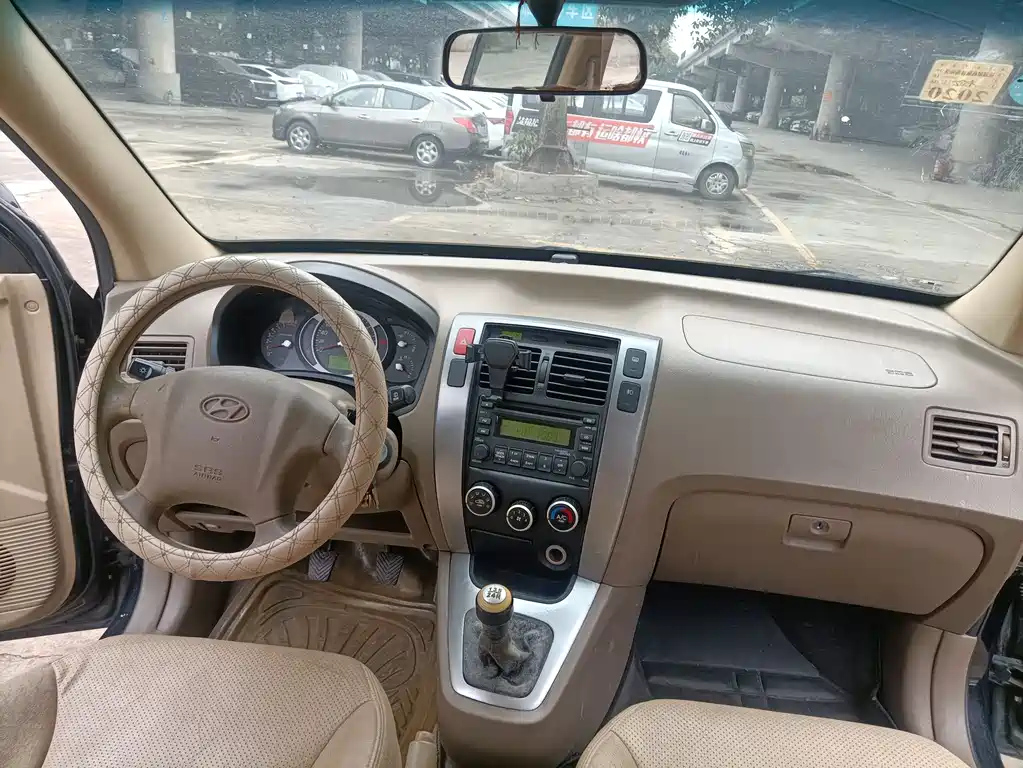 HYUNDAI TUCSON 2010