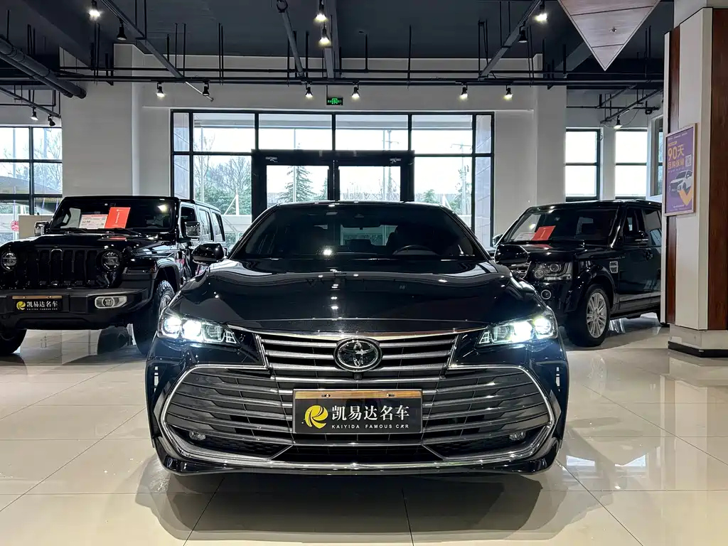 TOYOTA AVALON 2022