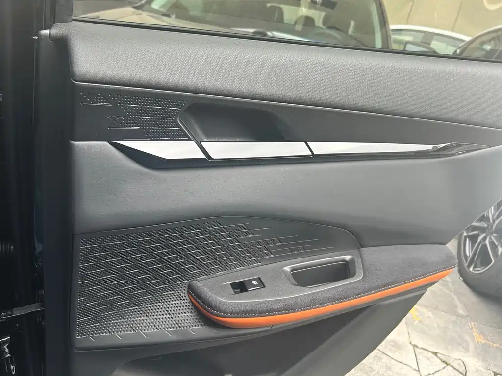 CHANGAN UNI-V 2023