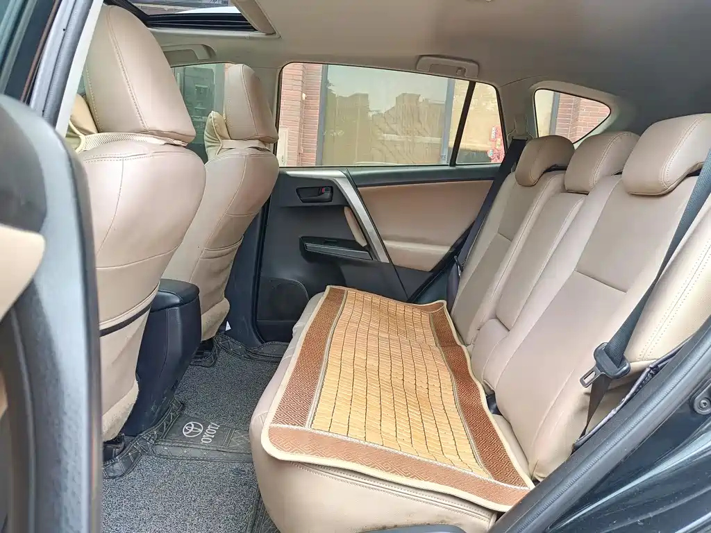 TOYOTA RAV4 RONGFANG 2017