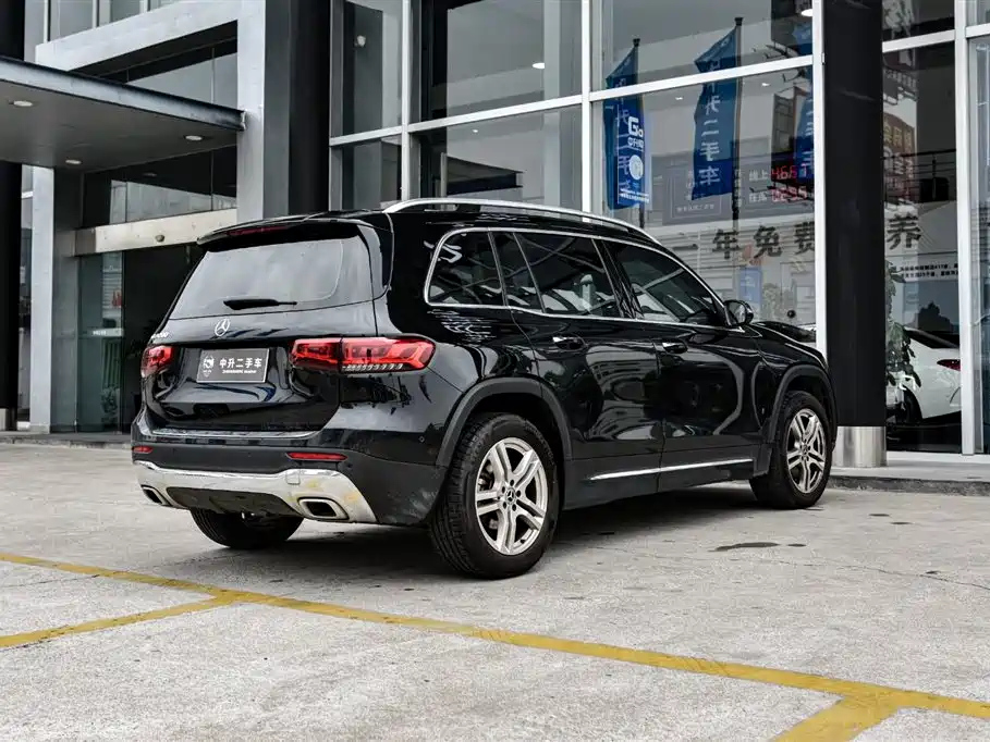 MERCEDES BENZ GLB 2020
