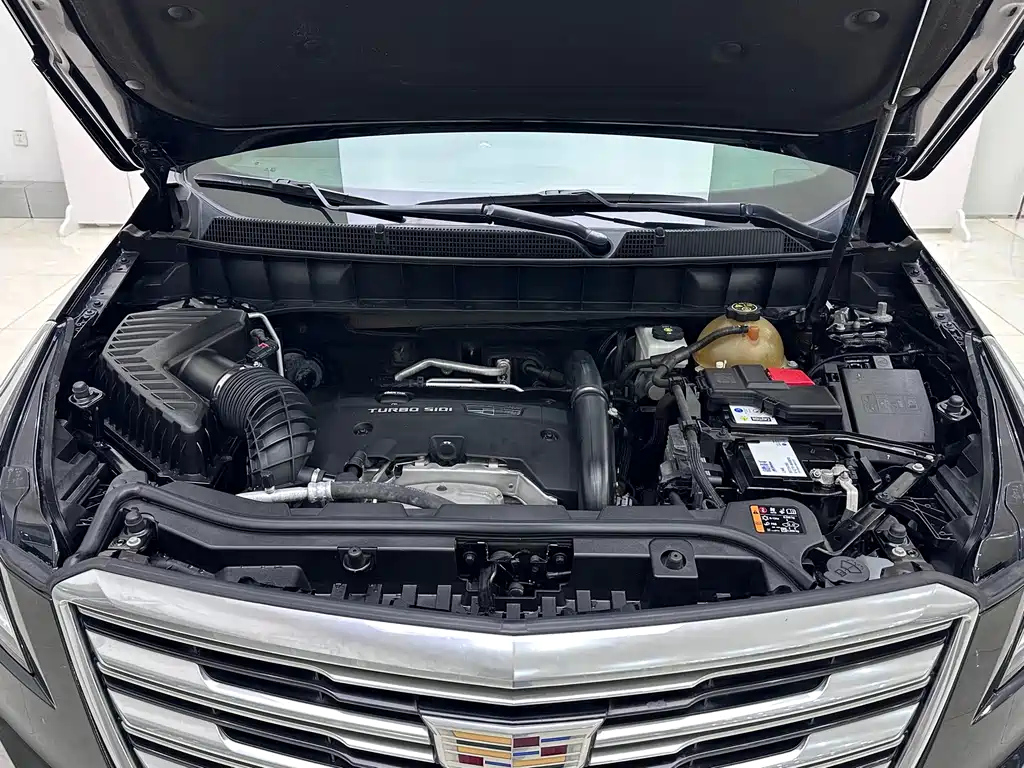 CADILLAC XT5 2019