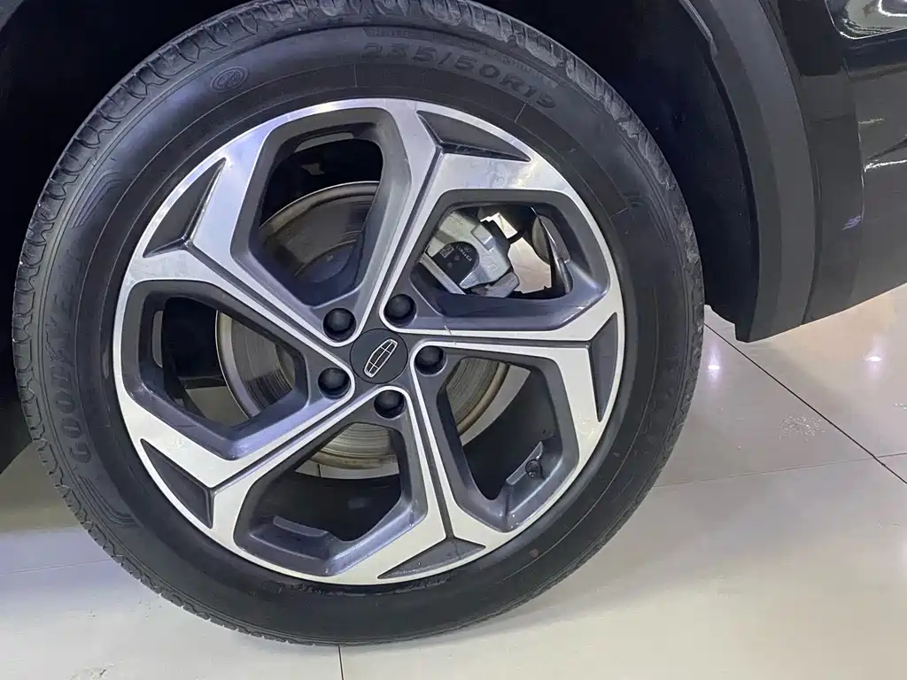 GEELY AUTO MONJARO 2022