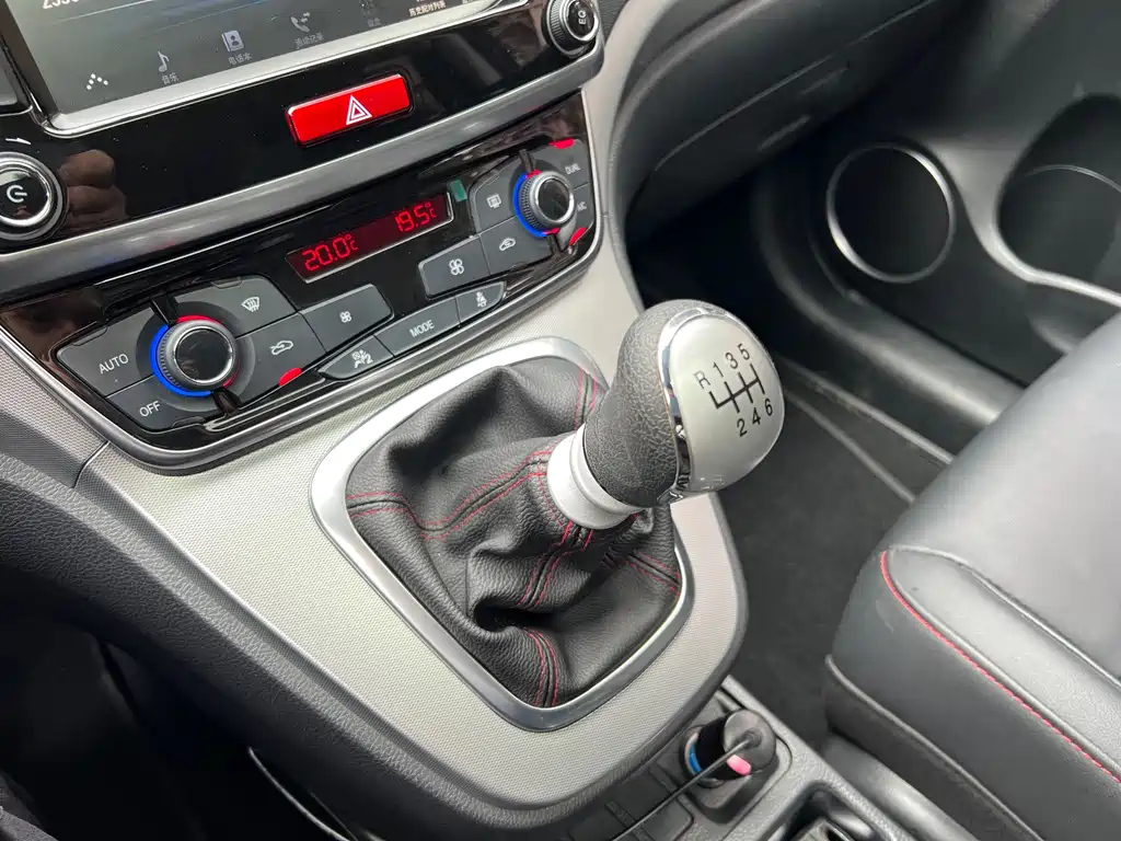 HAVAL M6 2019