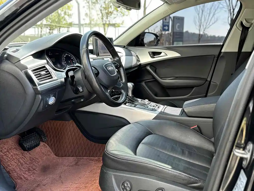 AUDI A6L 2015