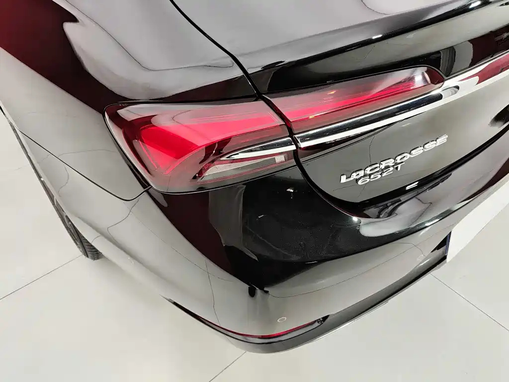 BUICK LACROSSE 2021