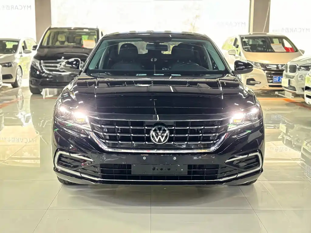 VOLKSWAGEN PASSAT 2021