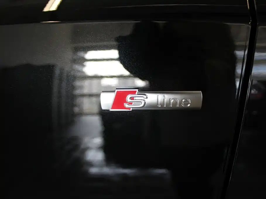 AUDI Q3 2023