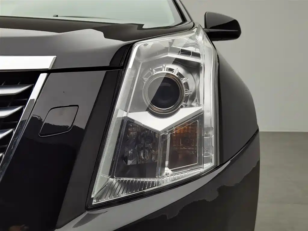 CADILLAC SRX 2015