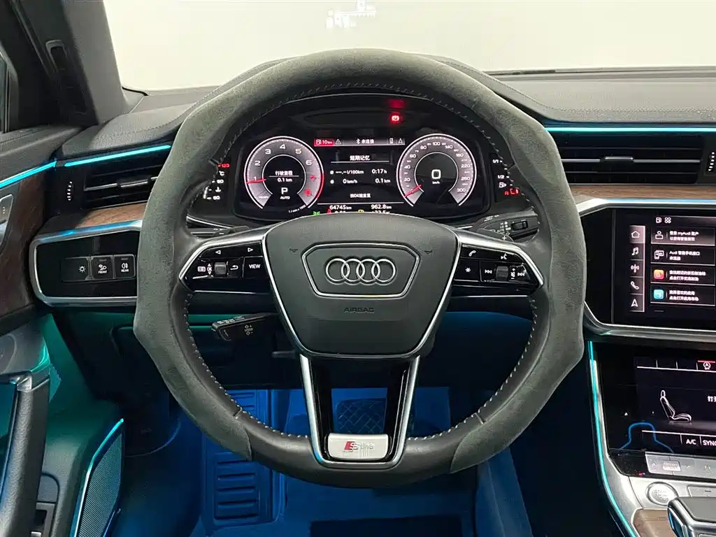 AUDI A6L 2021